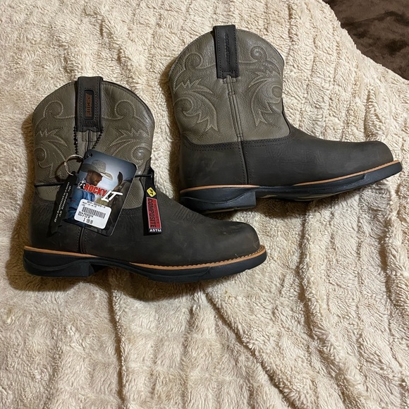 Rocky Women’s Boots - Picture 1 of 5
